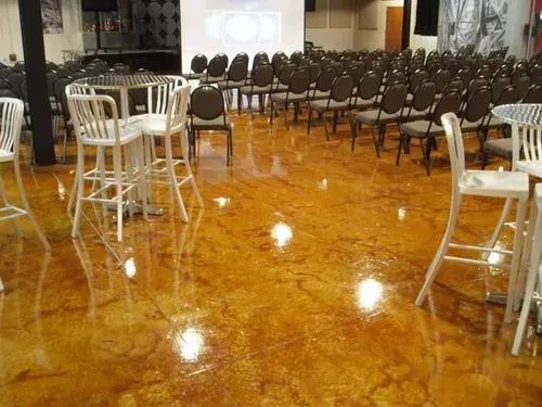 琥珀地板怎么樣？琥珀漆施工視頻